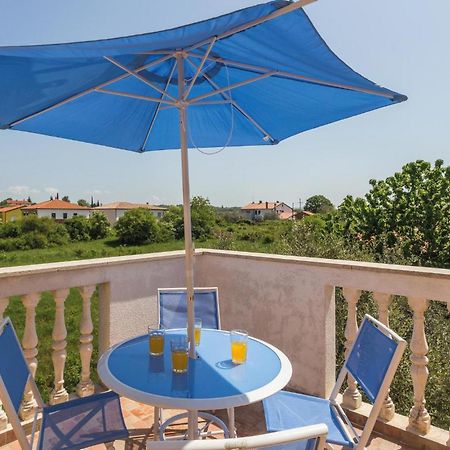 Nice Apartment In Kastel With Kitchen Экстерьер фото