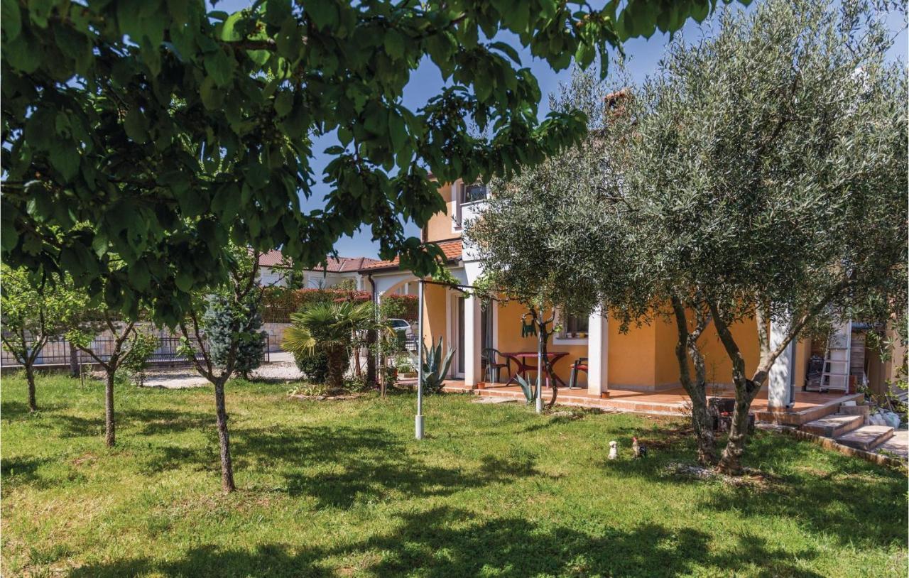 Nice Apartment In Kastel With Kitchen Экстерьер фото