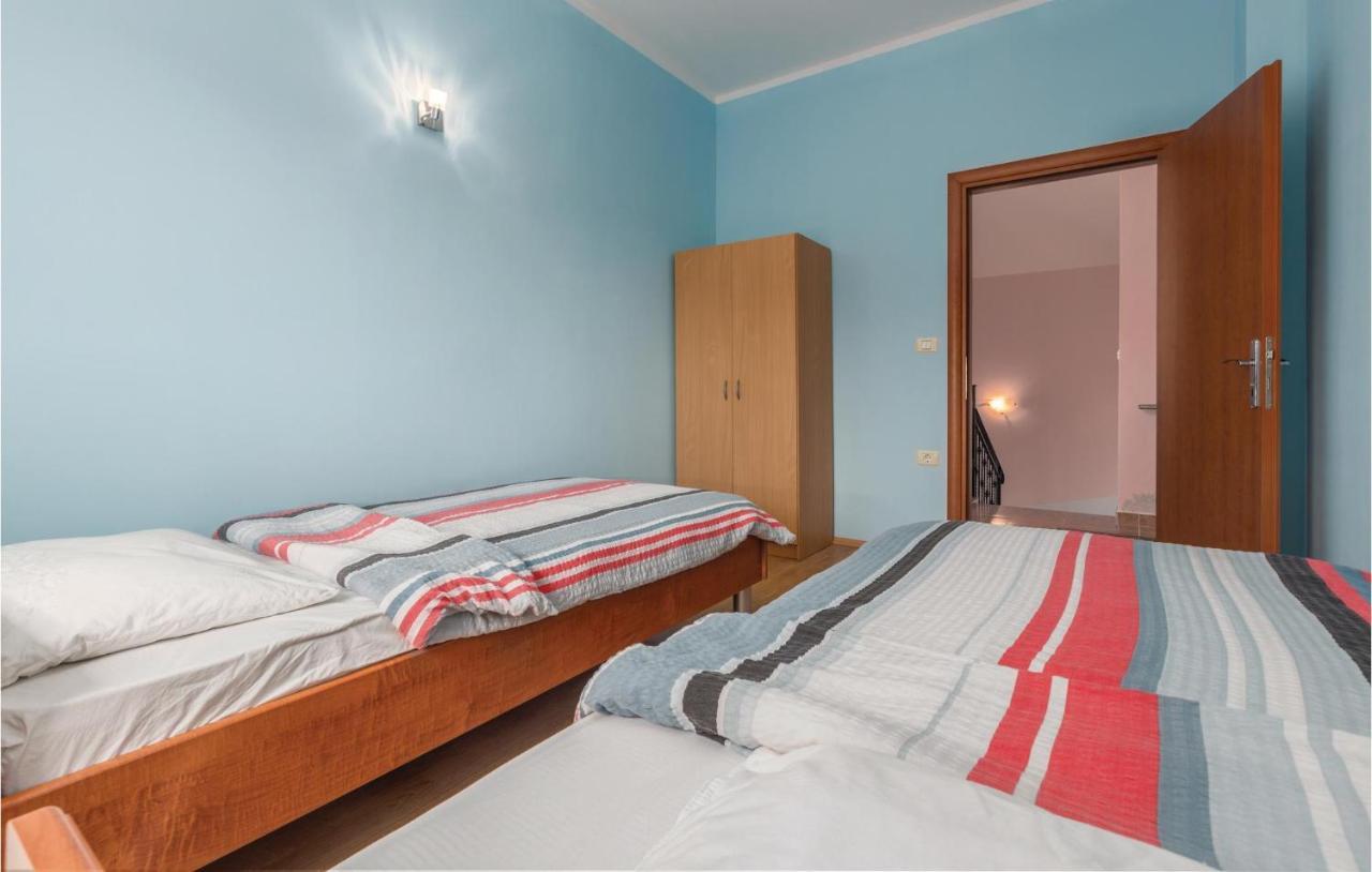 Nice Apartment In Kastel With Kitchen Экстерьер фото